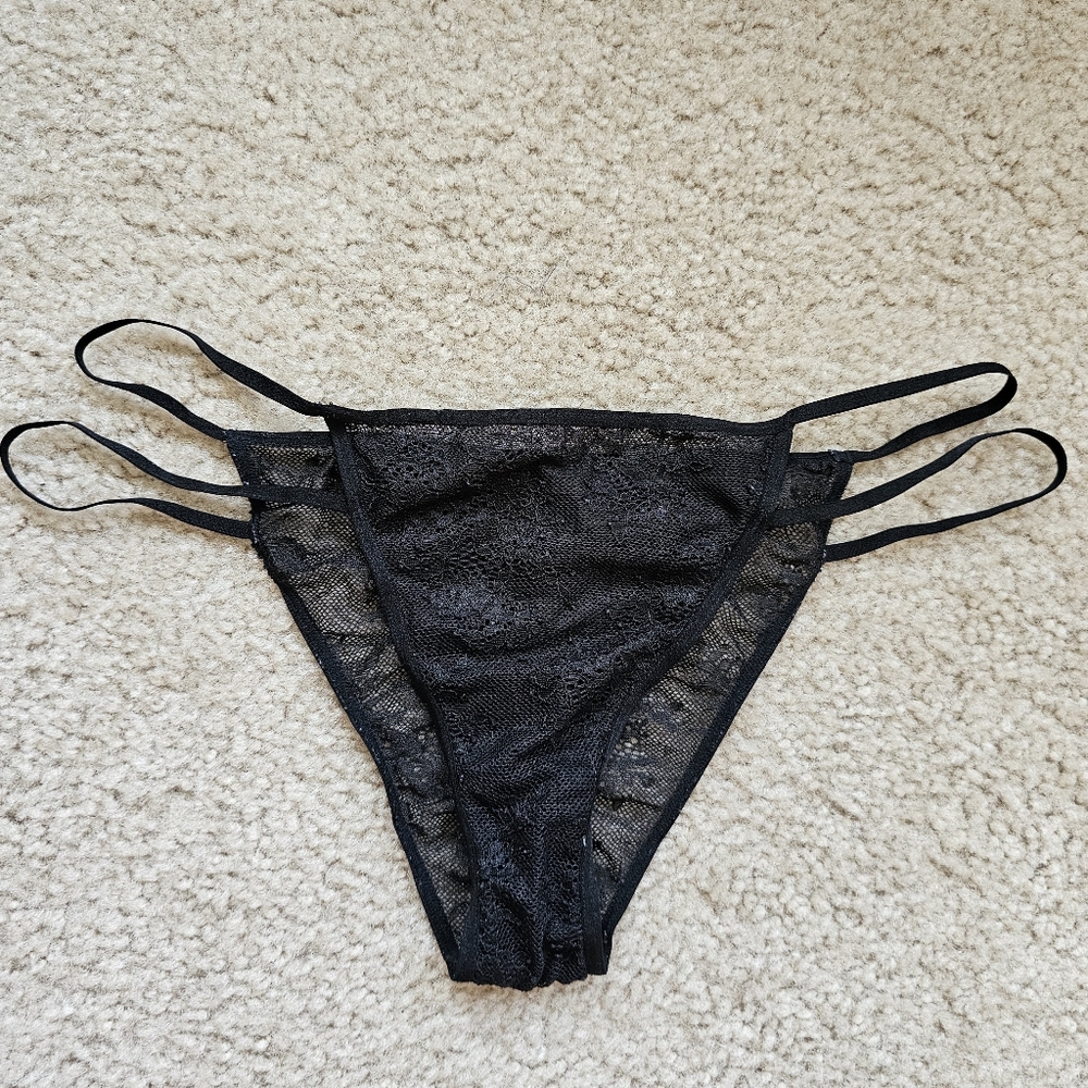 Victorias Secret 2015 very sexy itsy mini cheeky panty black lace sheer strappy